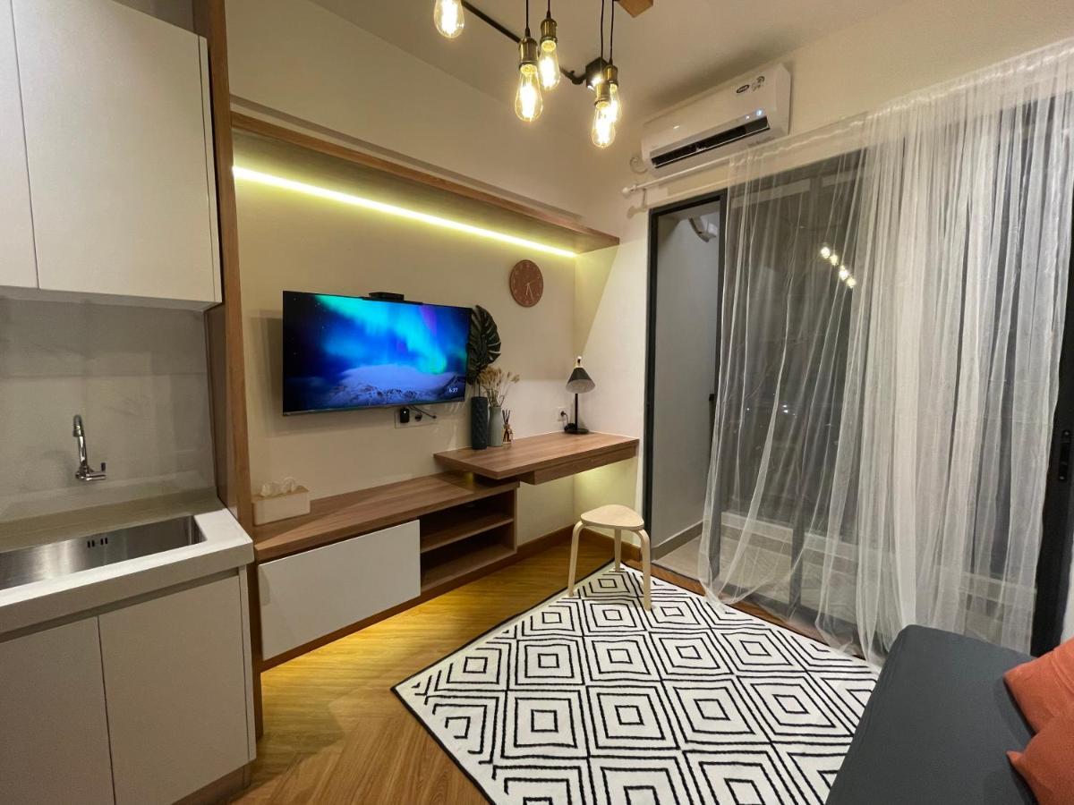 Lalerooms Warm And Cozy Studio At Skyhouse Bsd Find Us On Ig Lalerooms Tangerang Ngoại thất bức ảnh